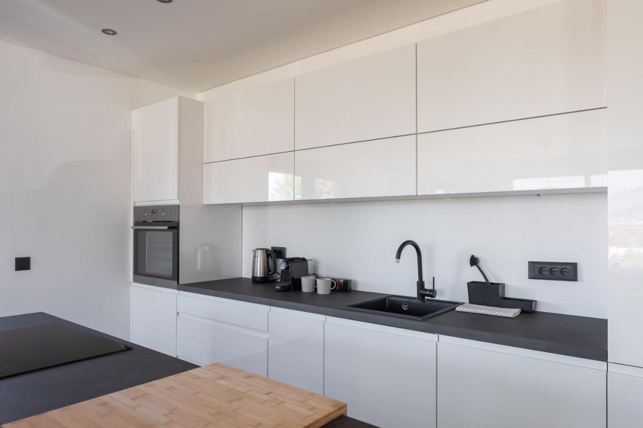 House & Home สลาทิเน ภายนอก รูปภาพ